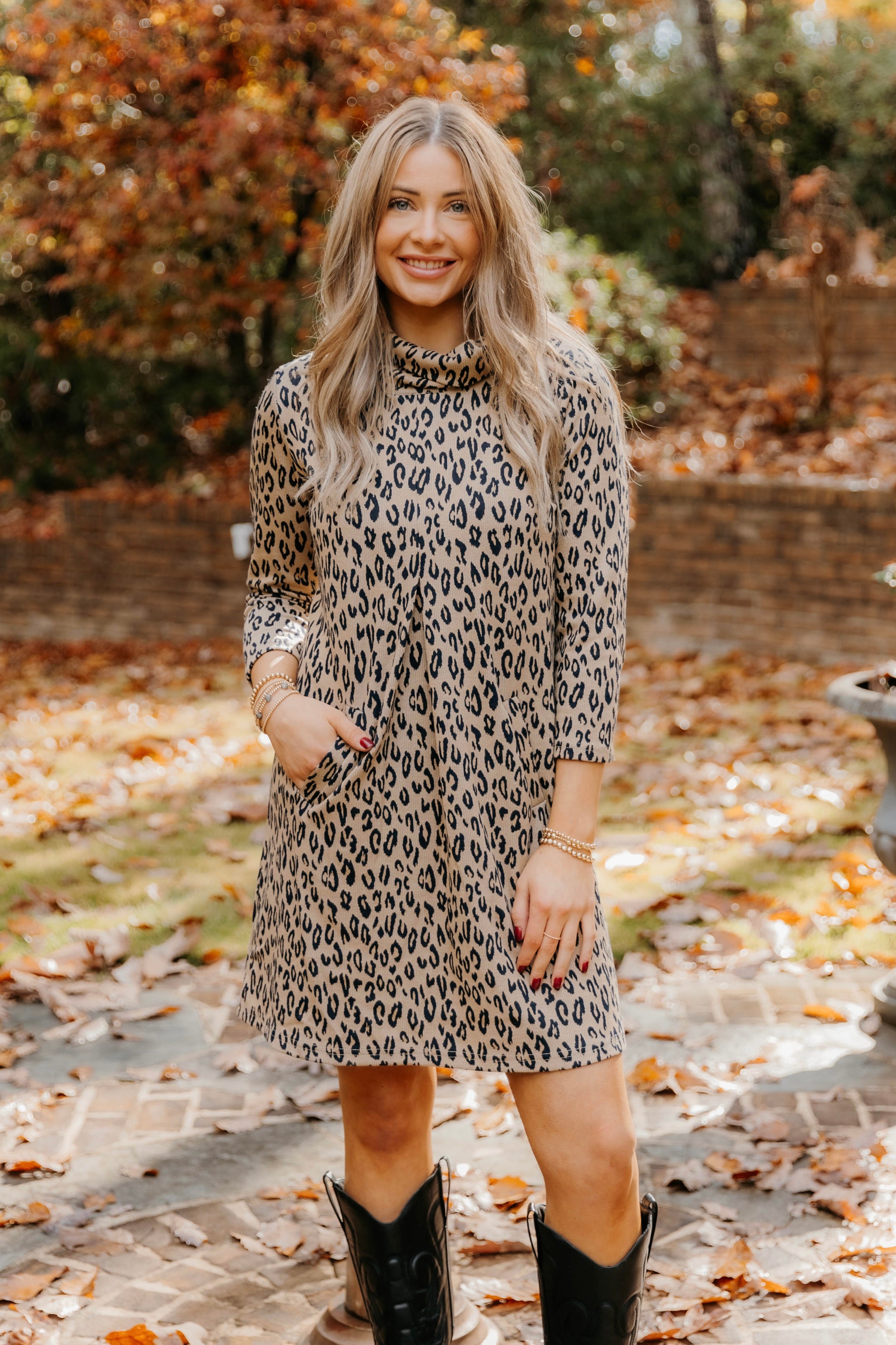 Meghan 3/4 Sleeve Pleated Shift Dress