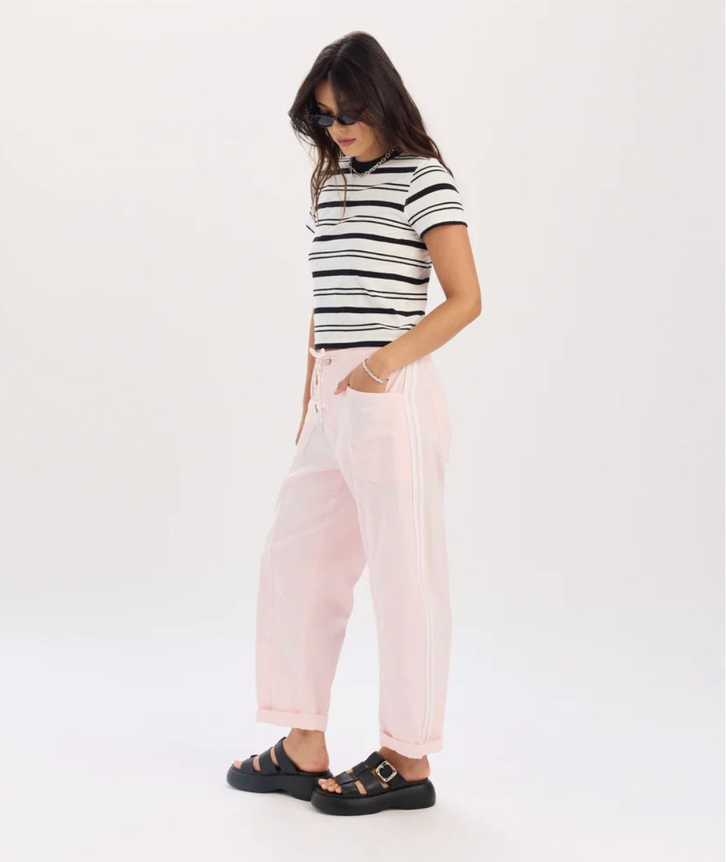 Daze Villa Drawstring Barrel Pant in Petal