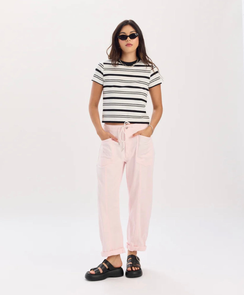 Daze Villa Drawstring Barrel Pant in Petal