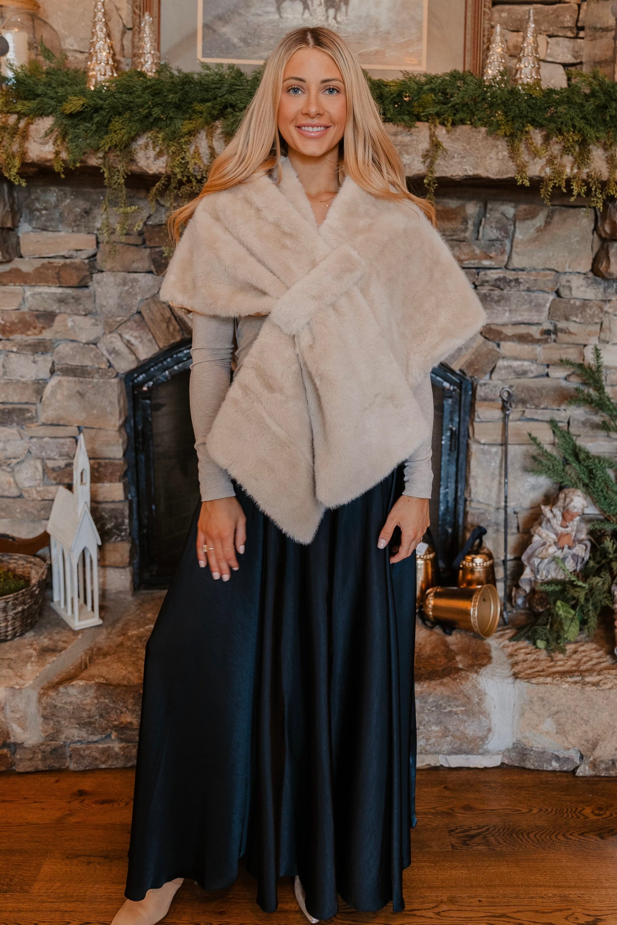 Katie Elegant Faux Fur Wrap