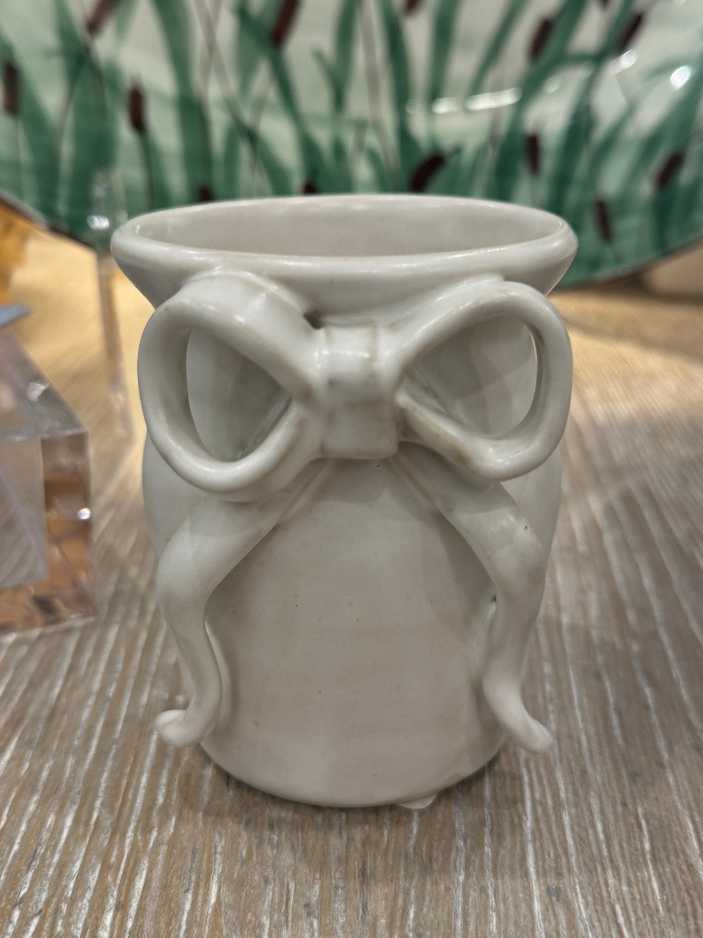 Bow Vase - Alex Clay Original