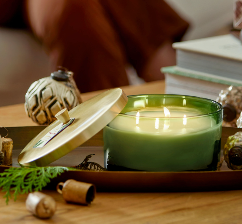 Thymes Frasier Fir Green 4-Wick Candle