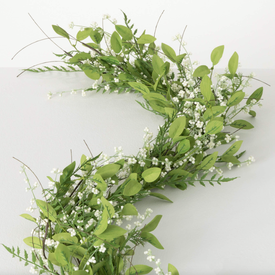 Lush Leaf Berry Garland