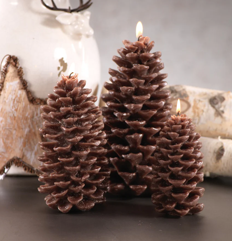 Pine Cone Candle