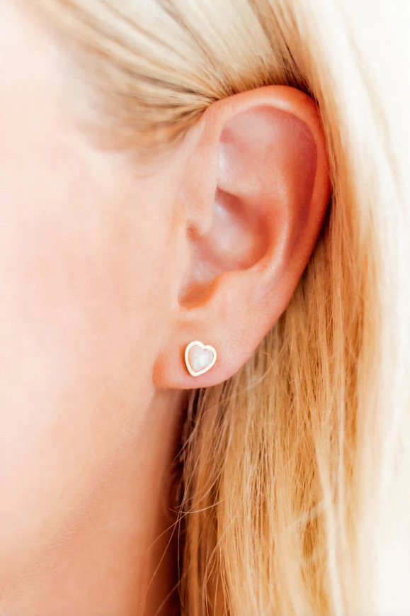 Linny Co Screwback Stud - Tara Heart