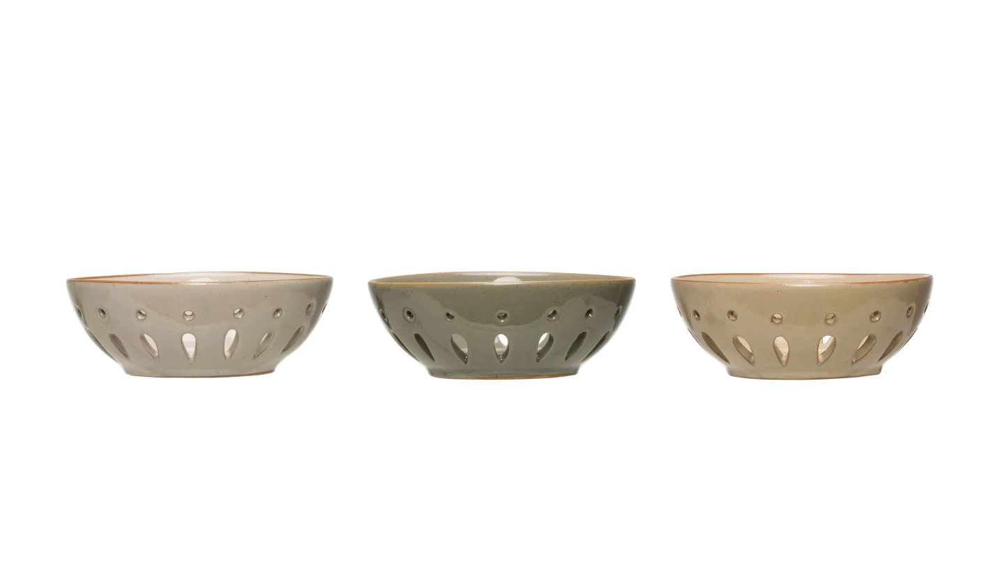 Stoneware Berry Bowl