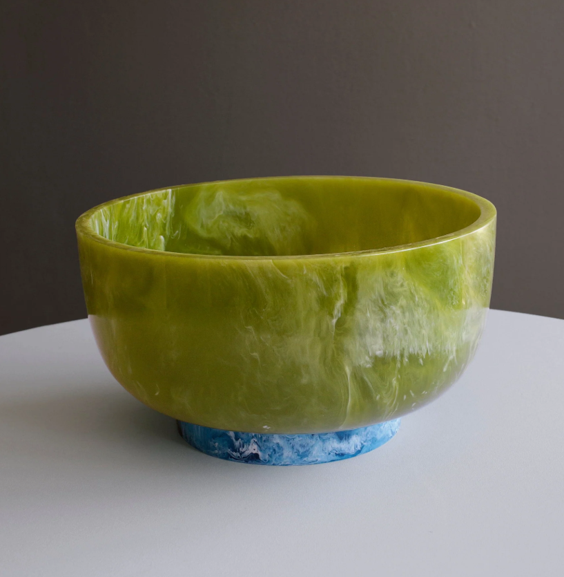 RESIN Rio Round Bowl w/ Base