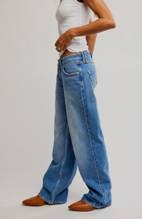 Free People Tennessee Low-Rise Boyfriend Jeans