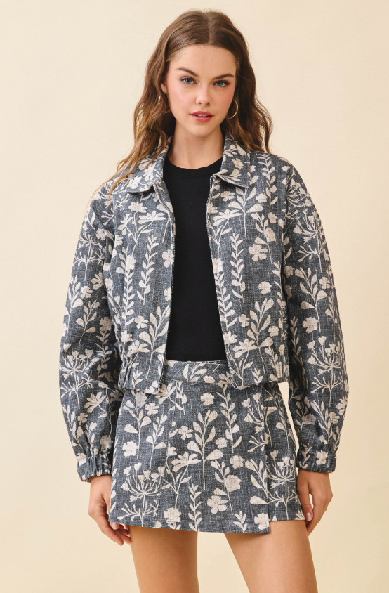 Braelyn Botanical Print Cropped Jacket