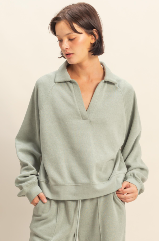 Annabelle Raglan Sleeve Sweatshirt