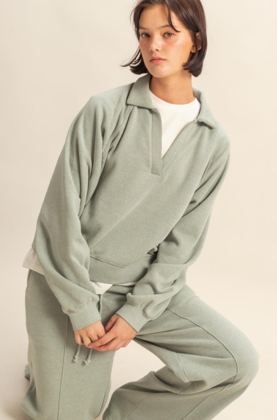 Annabelle Raglan Sleeve Sweatshirt