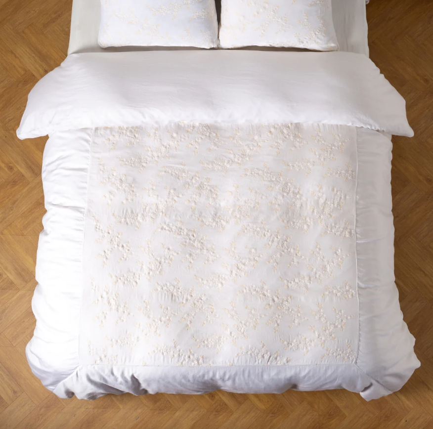 Bella Notte Lynette Luxe Duvet Cover