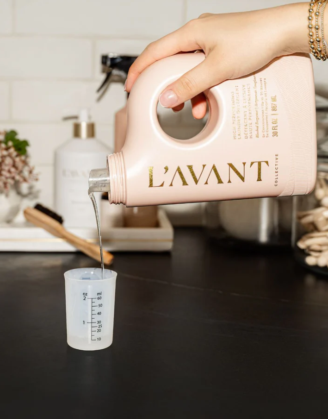 L’AVANT Blushed Bergamot Laundry Detergent