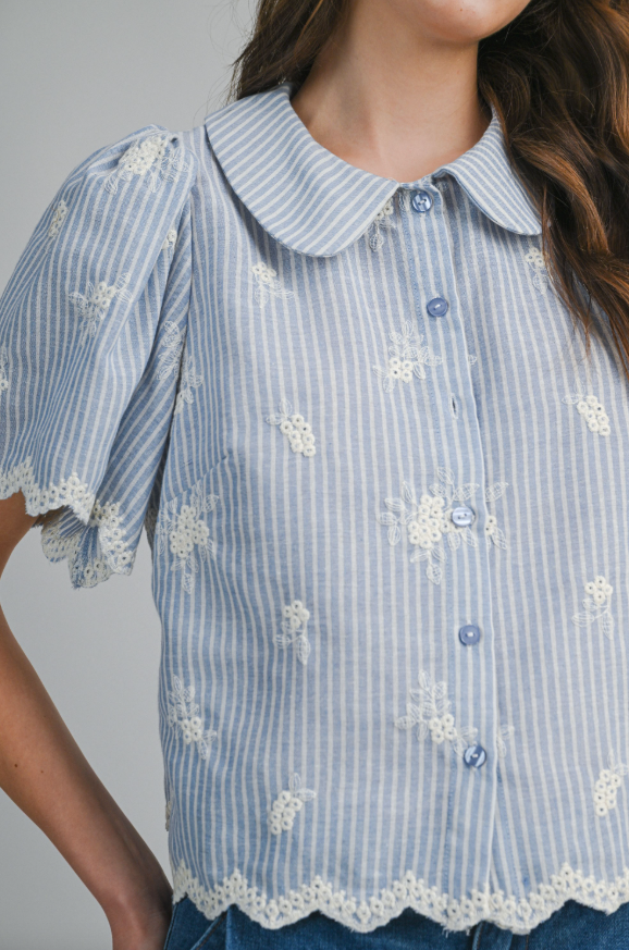 Hunter Embroidered Peter Pan Collar Top