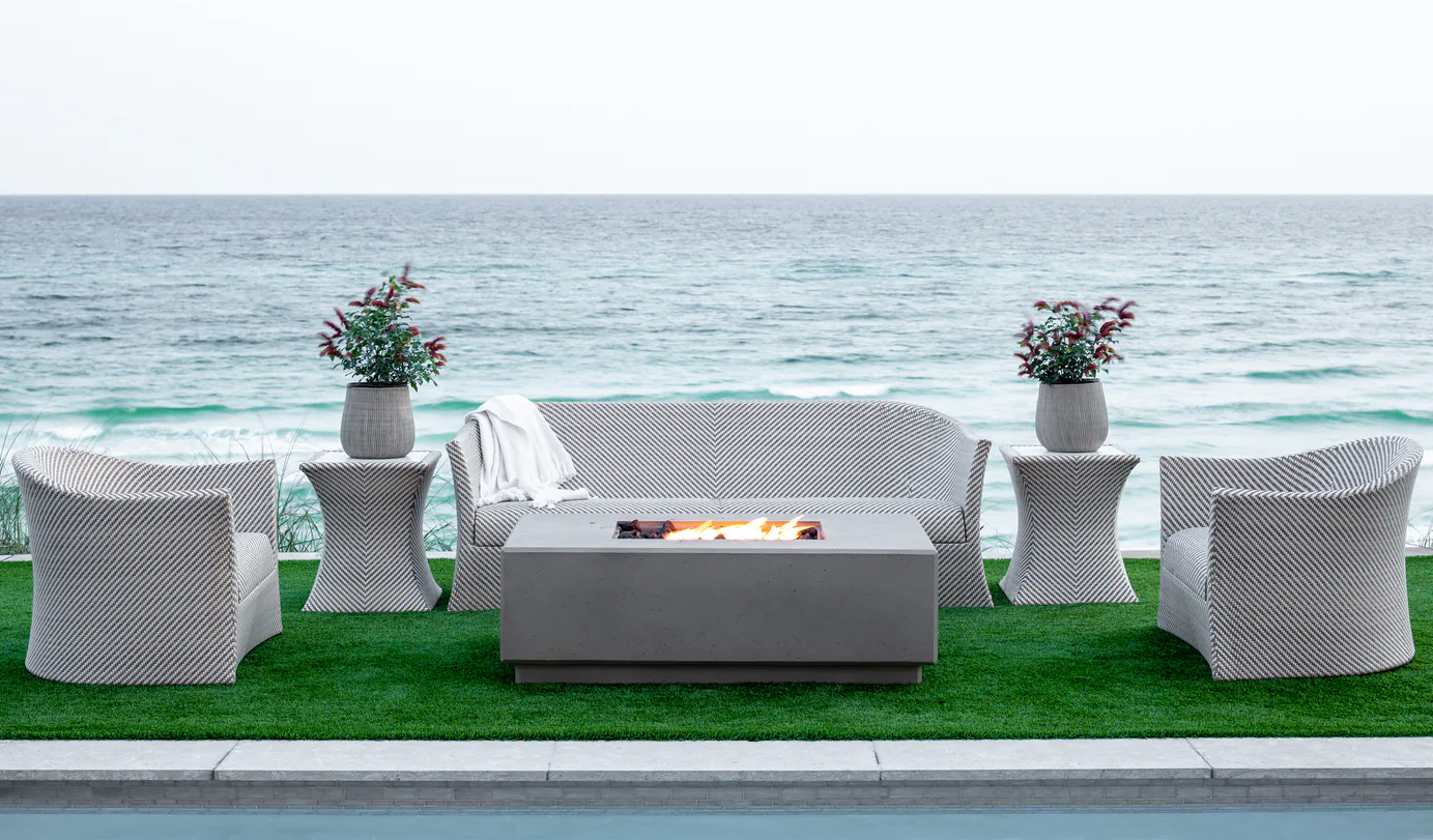 Capri Wicker Swivel Outdoor Lounge Chair