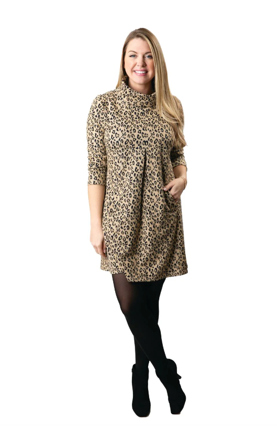 Meghan 3/4 Sleeve Pleated Shift Dress