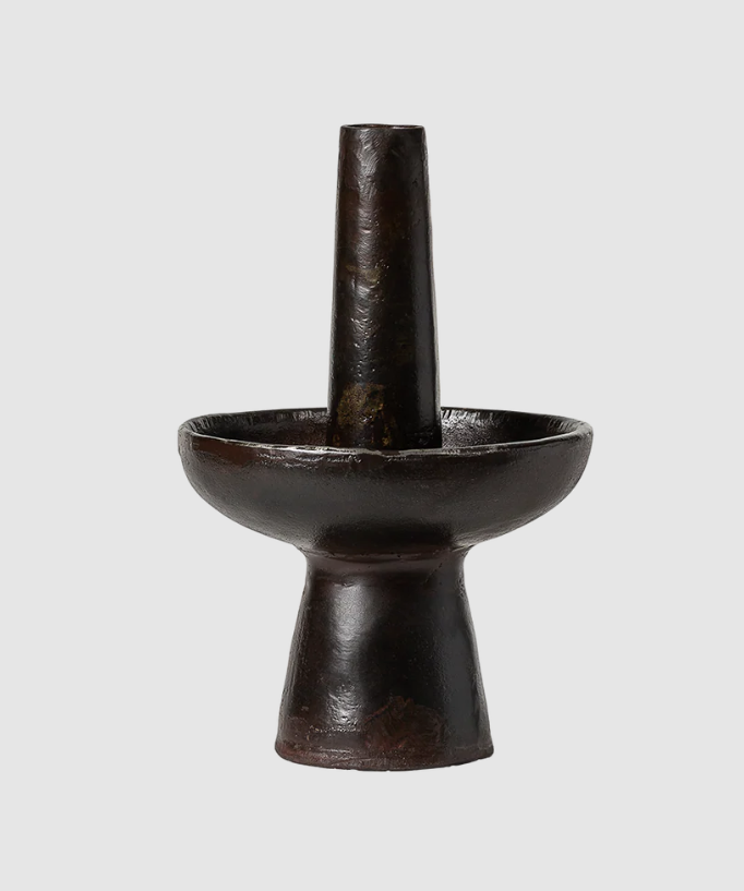 Jan Barboglio Vela Falda & Vela Cuello Candlesticks