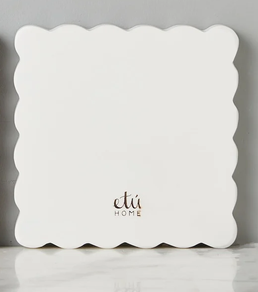 Scalloped Appetizer Cheese Board