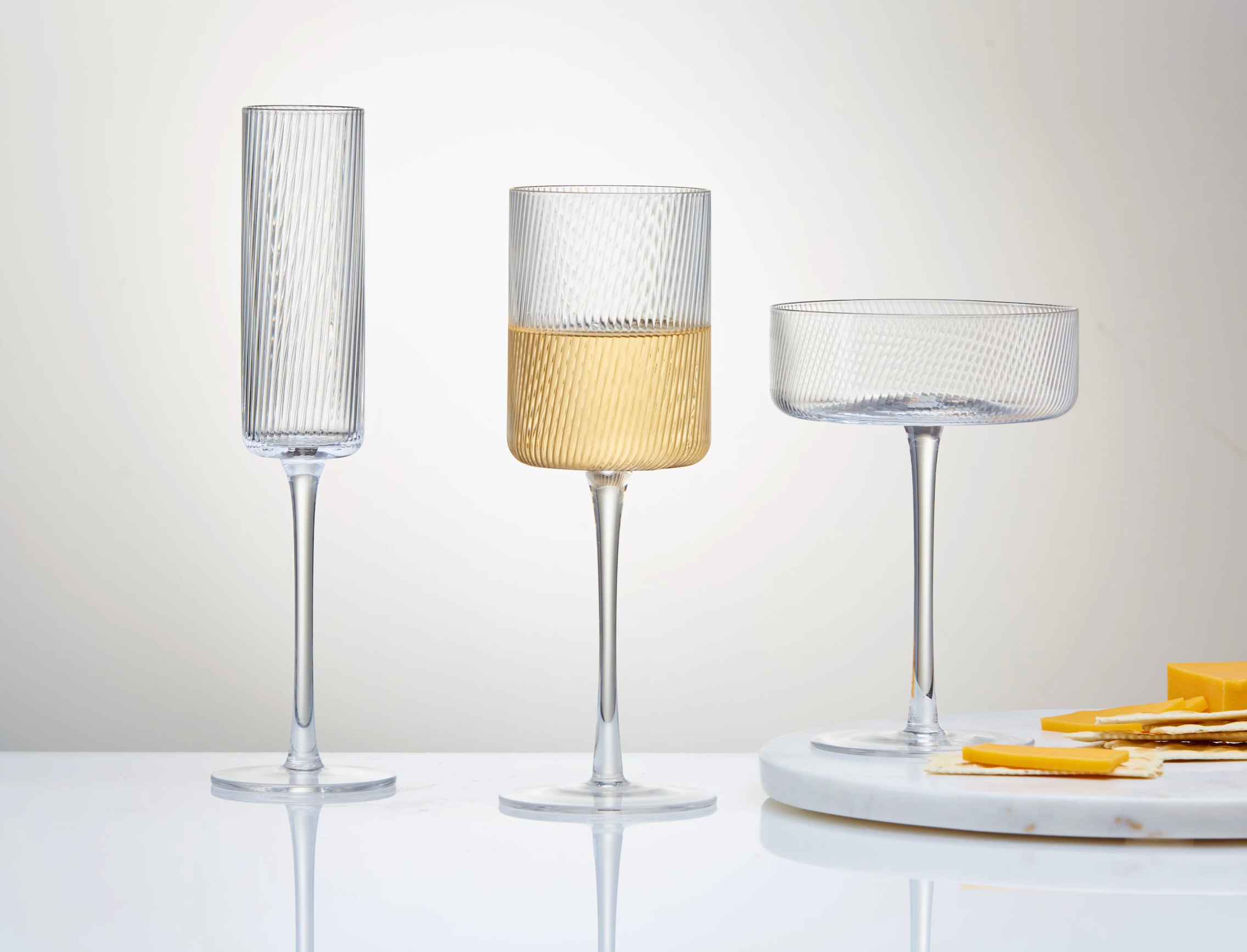 Linea Coupe Glasses - Set of 2