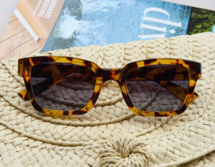 Peeper's Myrtle Polarized Sunglasses