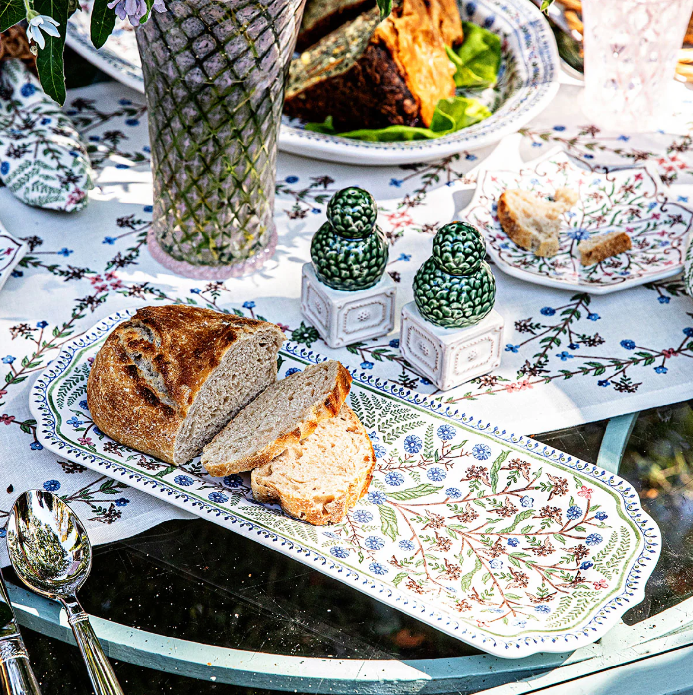 Villa Seville 15" Hostess Tray