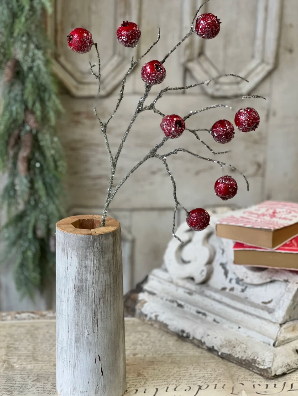 Sparkling Bauble Berry Spray