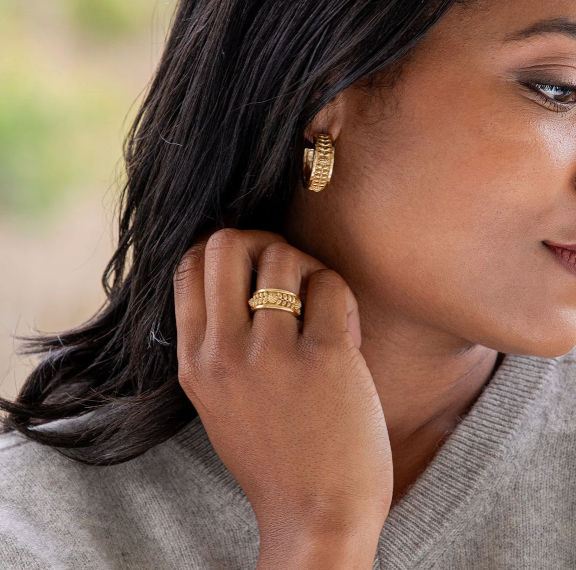 Berry Vine Small Hoop Earrings