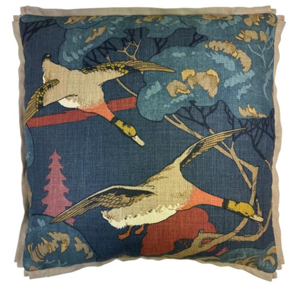 Grand Flying Ducks Red/Blue 24x24