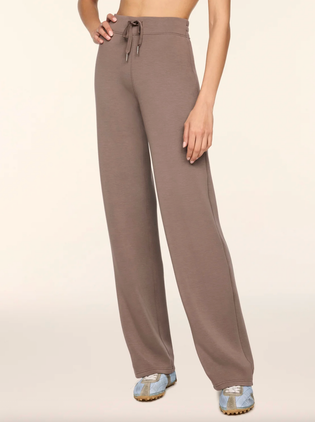 SPANX AirEssentials Straight Leg Pant