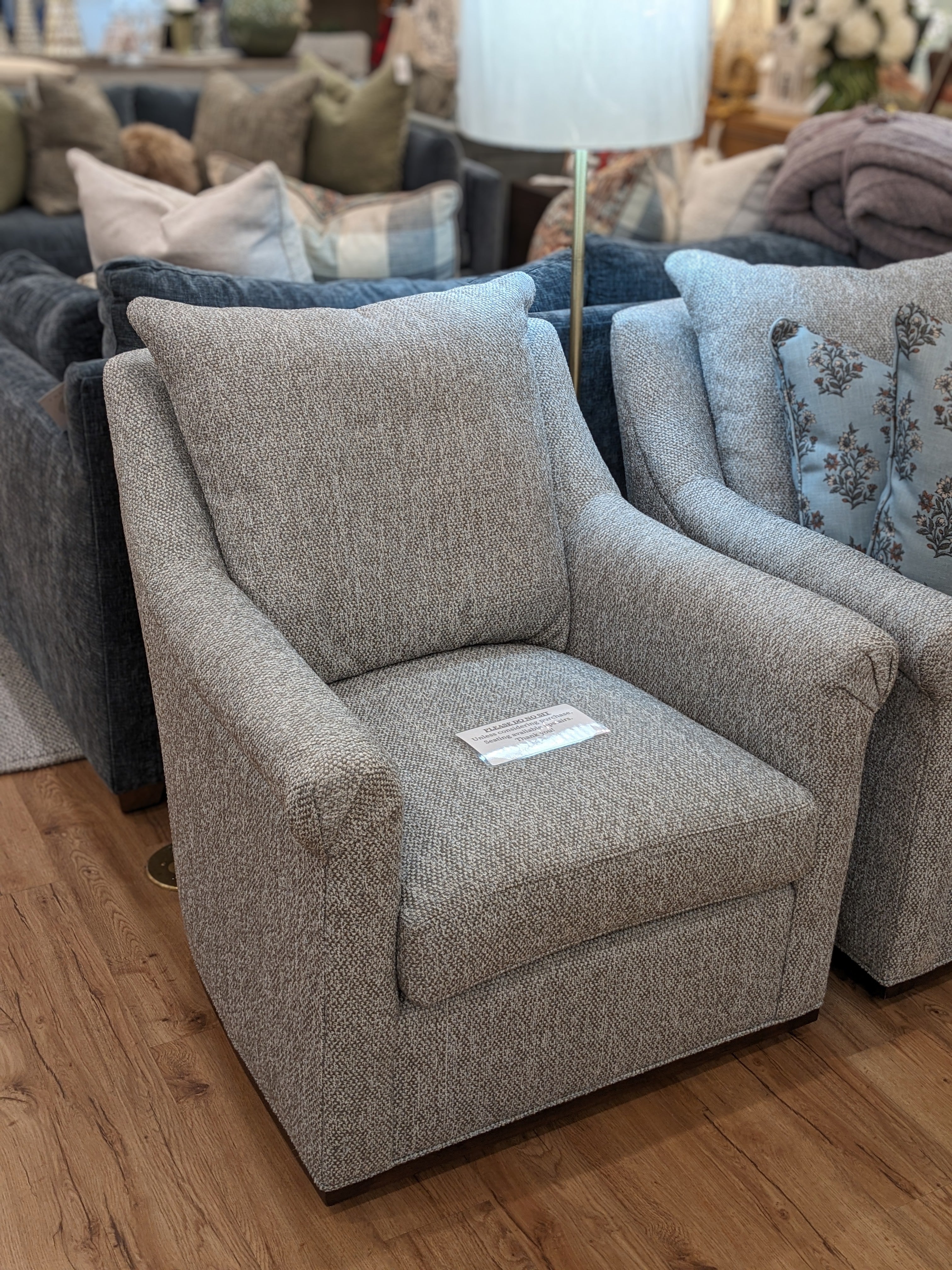 Houston Swivel Chair