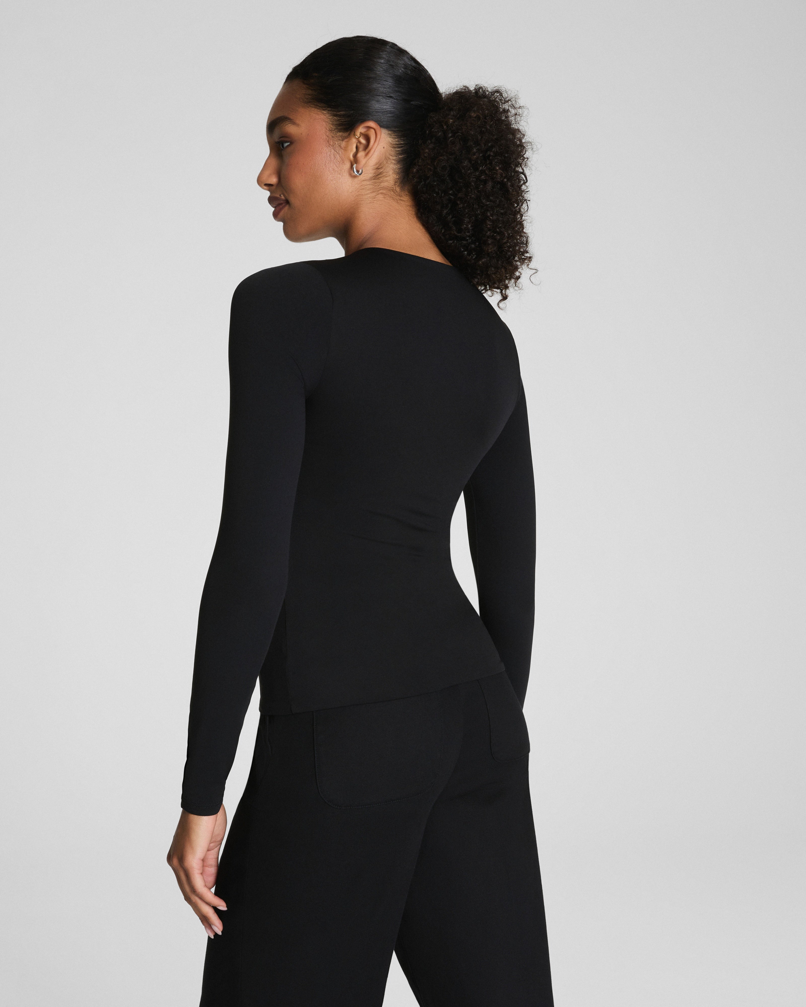 SPANXsmooth Jersey Crewneck Long Sleeve Top
