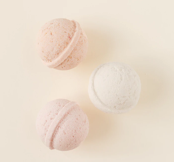 Farmhouse Fresh Fizzer Soak Balls - Final Sale 40% off in cart