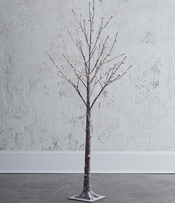 5.5' Lighted Snowy Tree