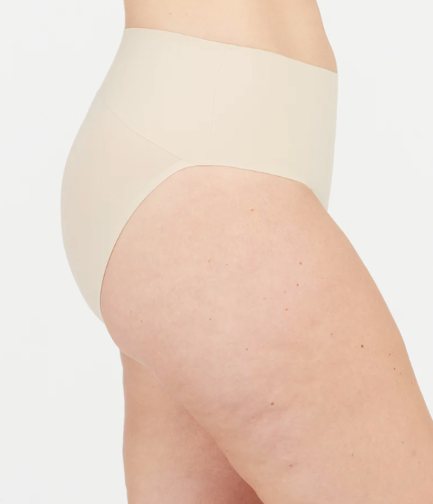 SPANX smooth Undie-tectable Brief