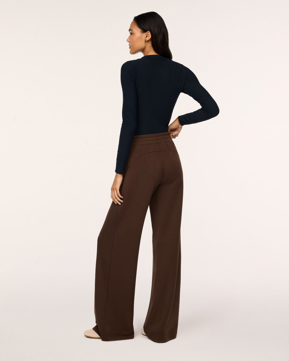 SPANX AirEssentials Wide Leg Pant - Umber Root