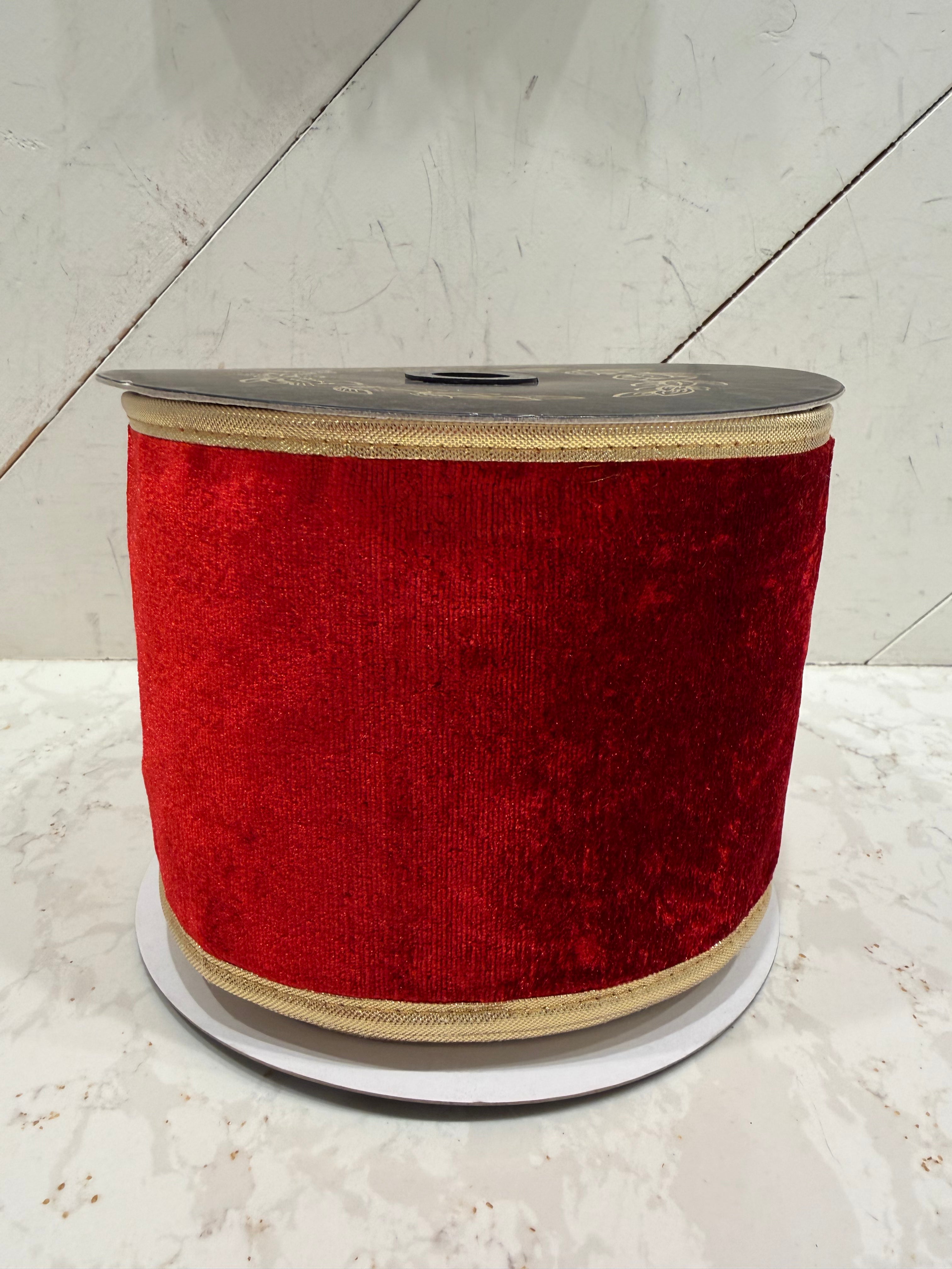 Red Velvet w/ Gold Piping Edge 10yd