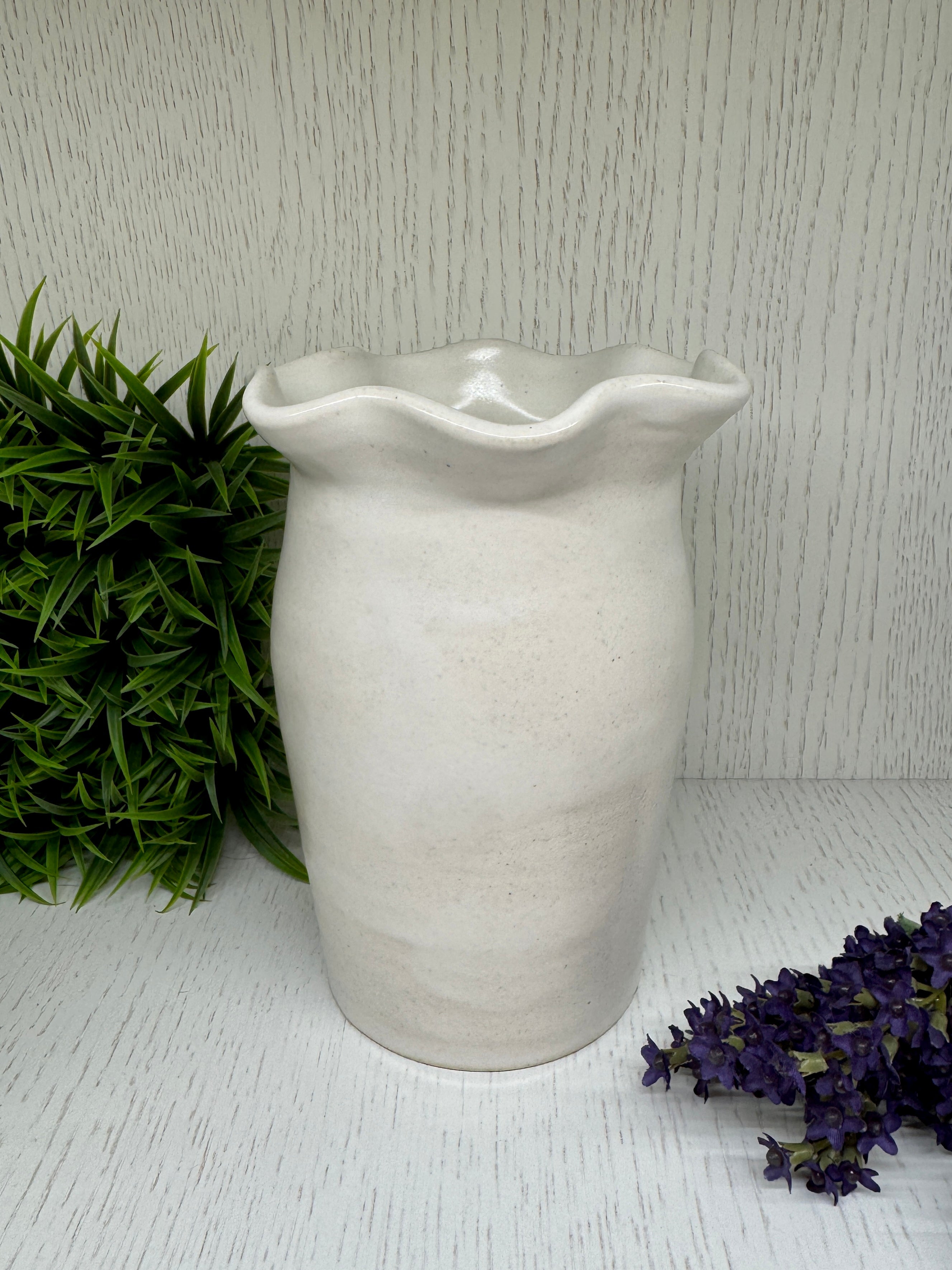 Alabaster Scalloped Vase - Alex Clay Original