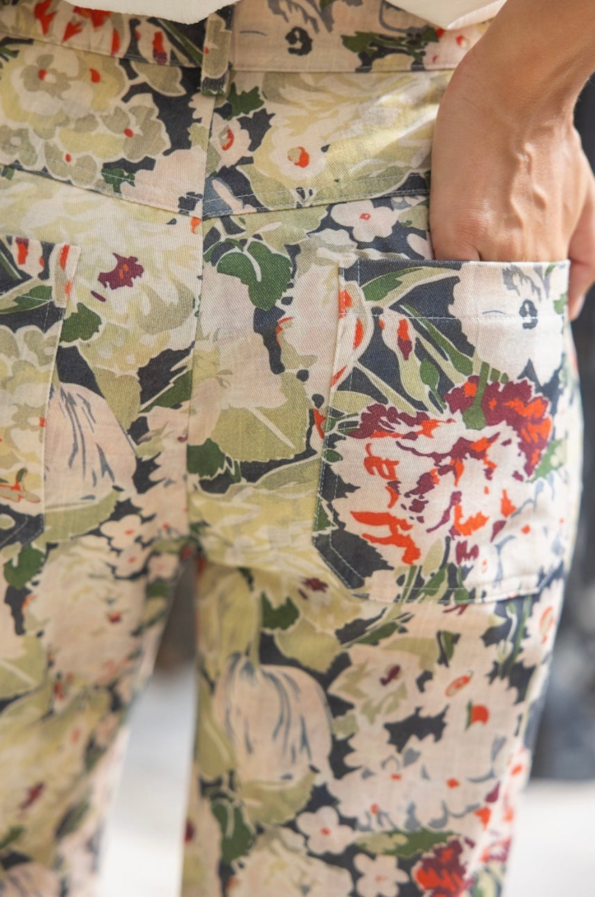 Botanical Front & Back Pocket Printed Pants