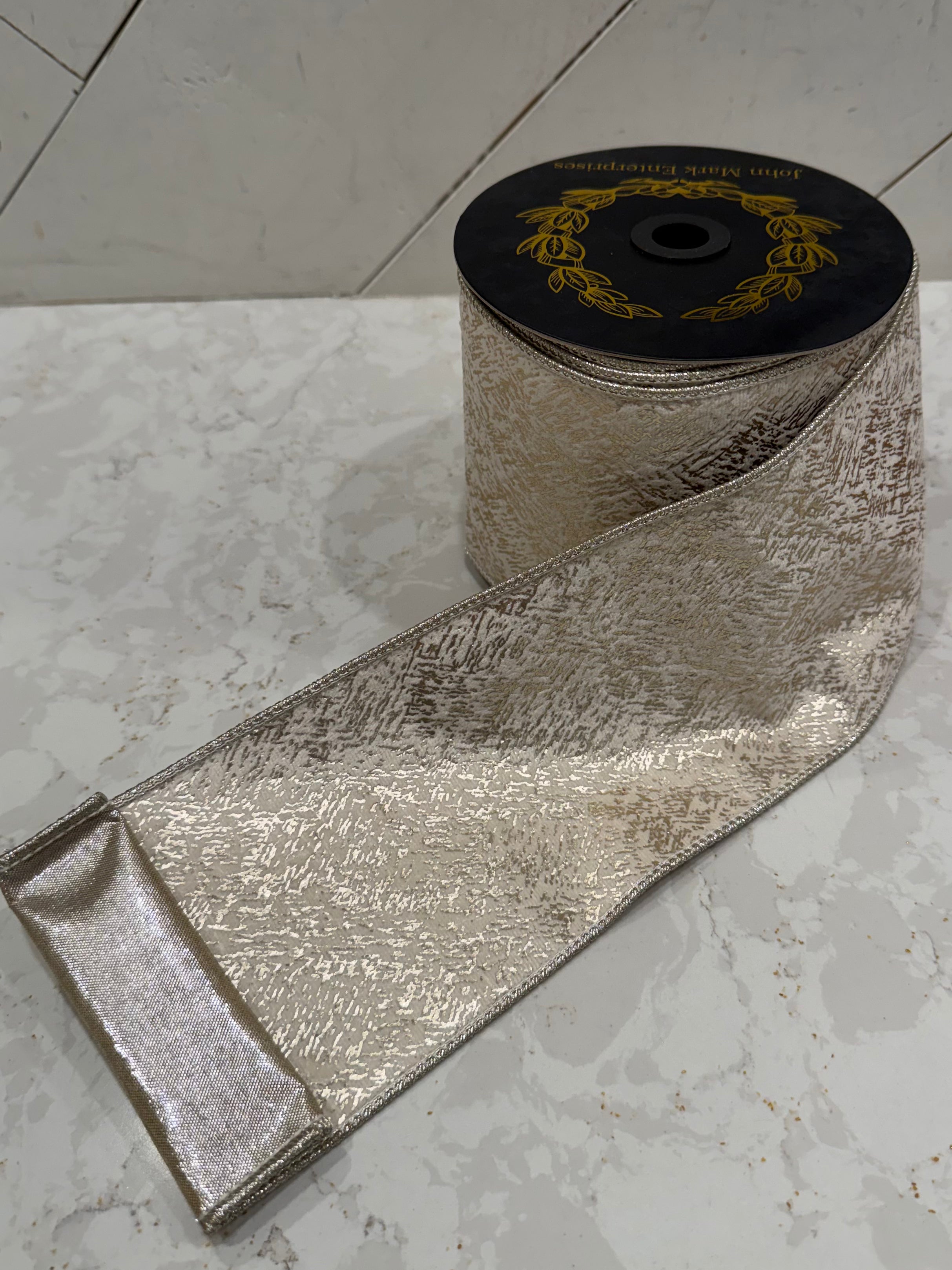 Ivory w/ Gold Flake Ribbon 10y