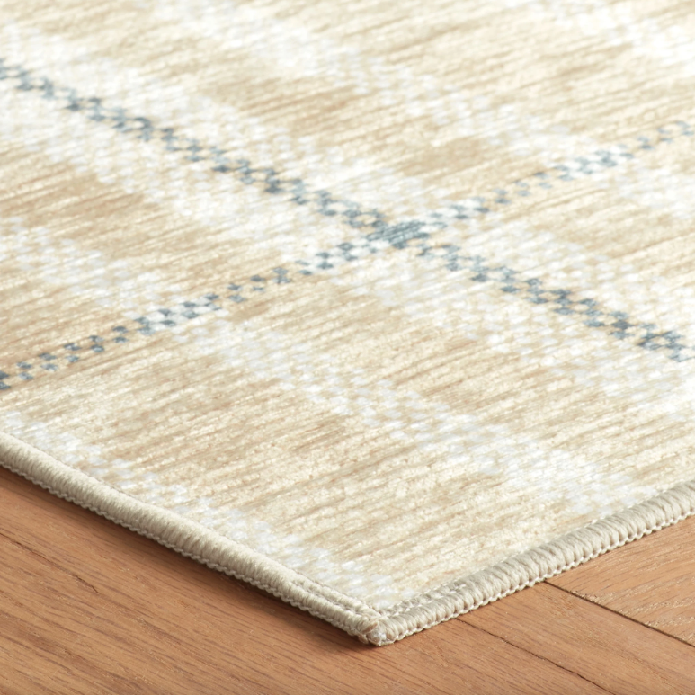 Hallie Plaid Machine Washable Rug