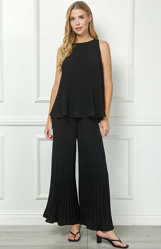 Regina Pleated Sleeveless Top