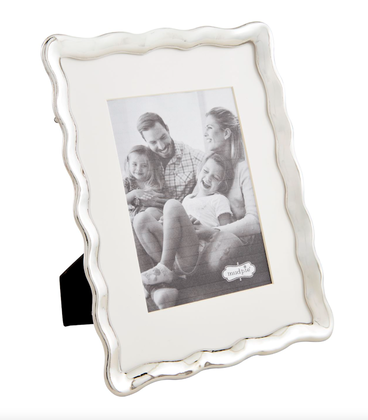 Wavy Edge Metal Frame