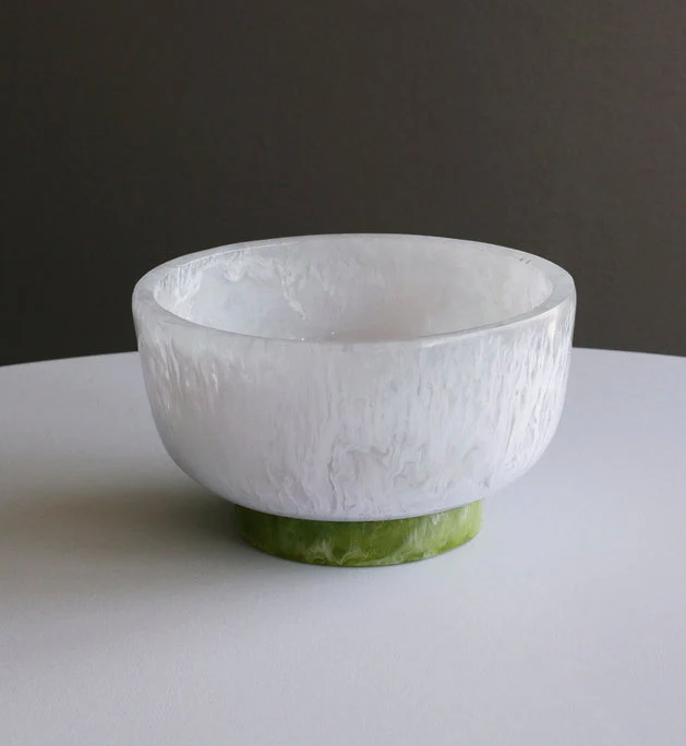 RESIN Rio Round Bowl w/ Base