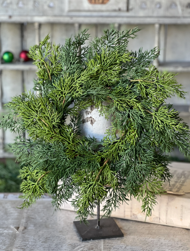 Verdant Cedar Candle Ring