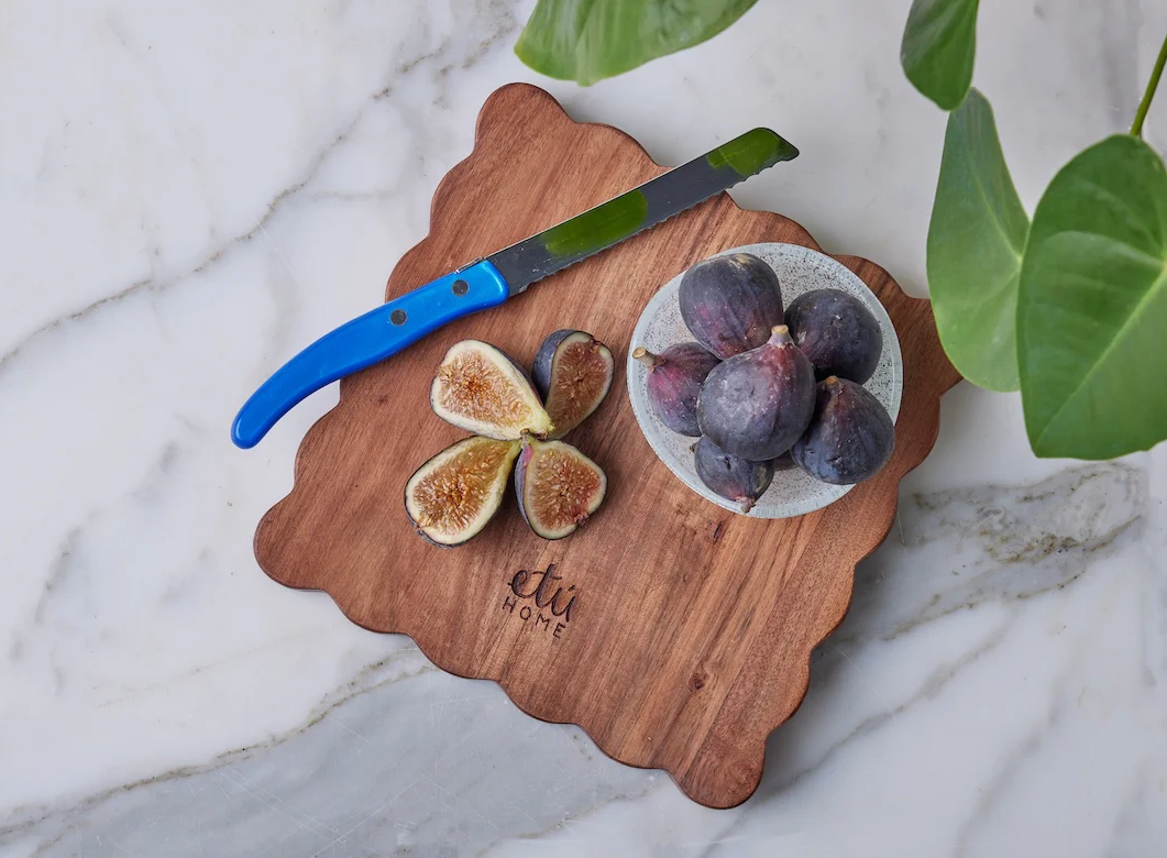 Scalloped Appetizer Cheese Board