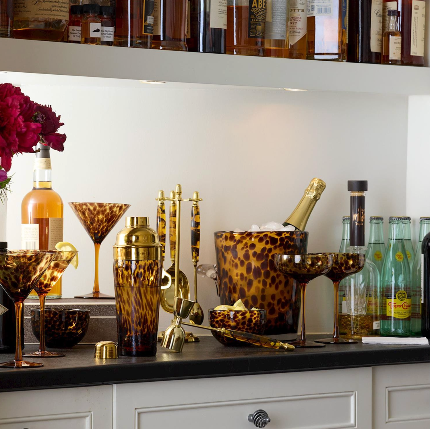 Tortoise Print Bar Set with Stand