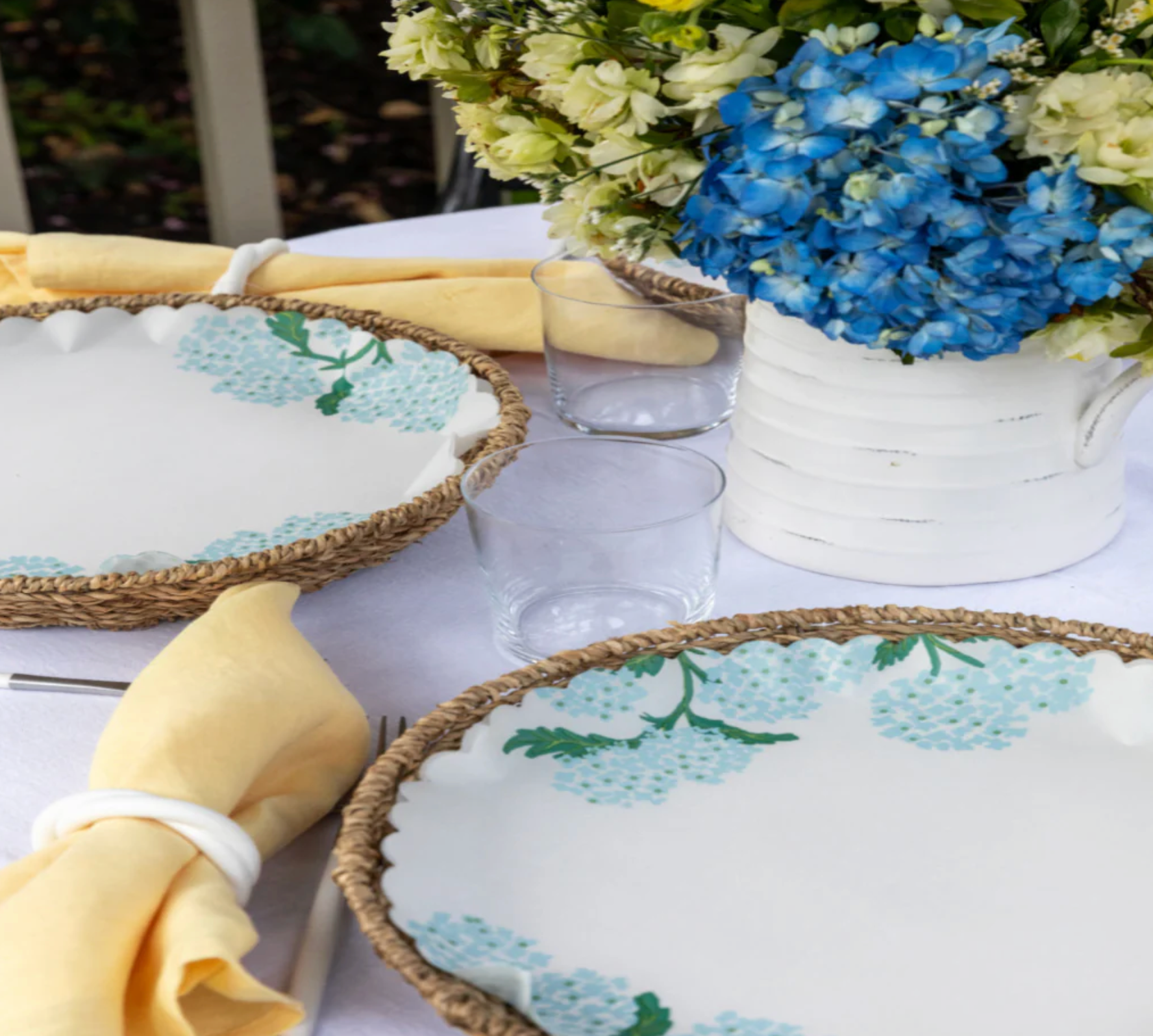 Garden Party Preformed Plate Liners - Hydrangea