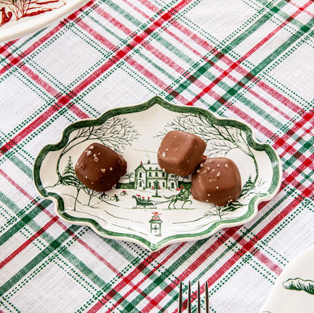 Country Estate Winter Frolic 7" Tray