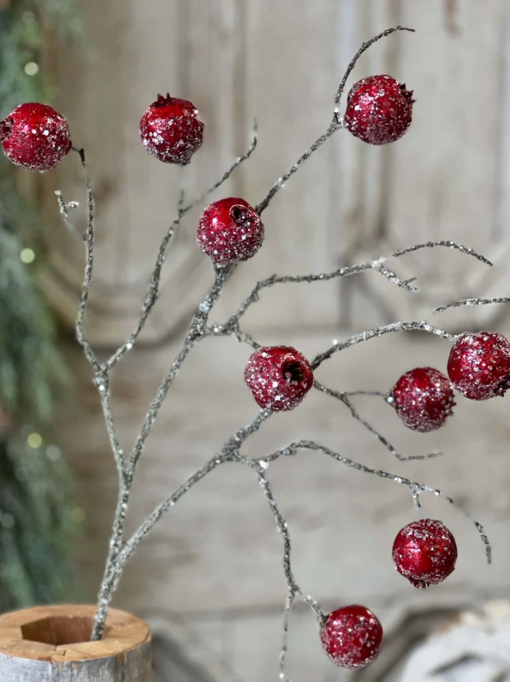 Sparkling Bauble Berry Spray