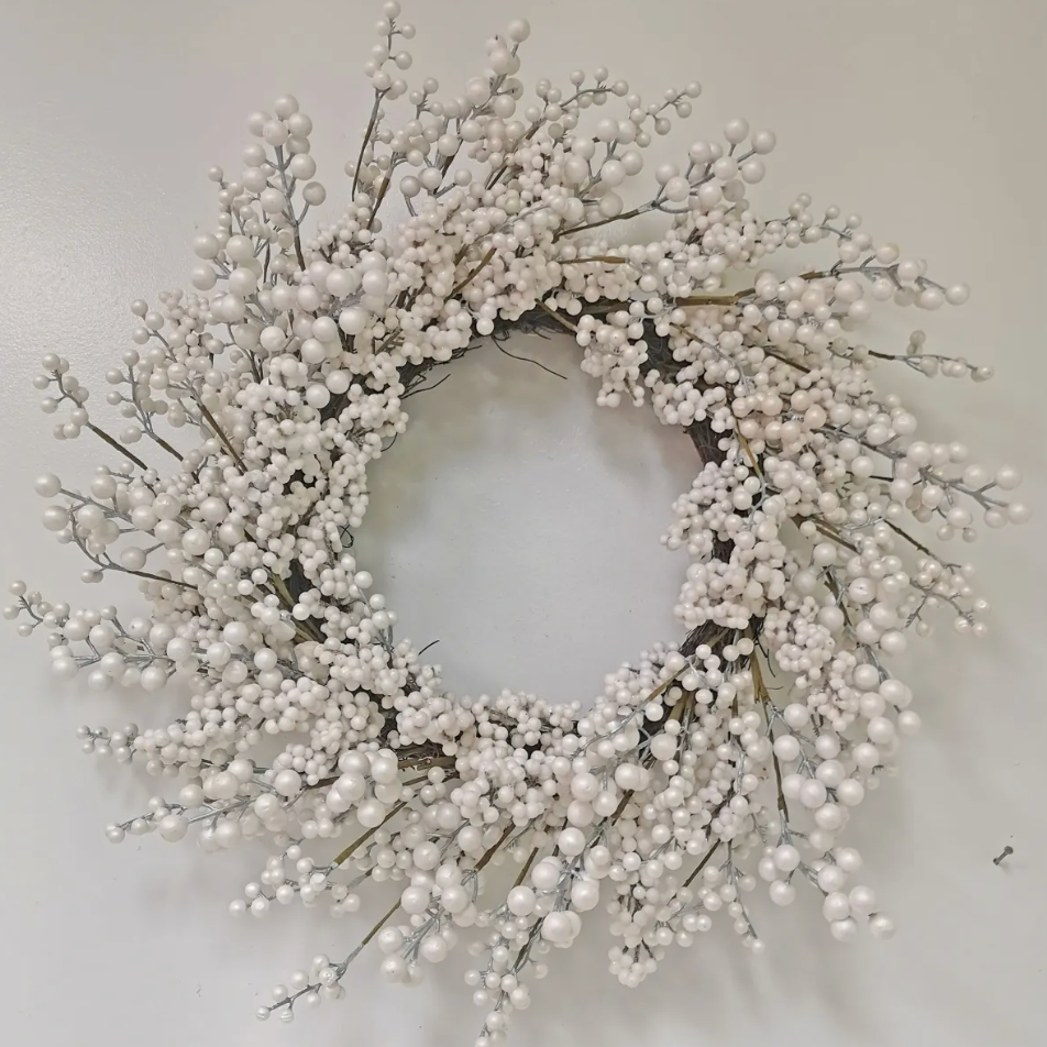 Pearl Cranberry Wreath
